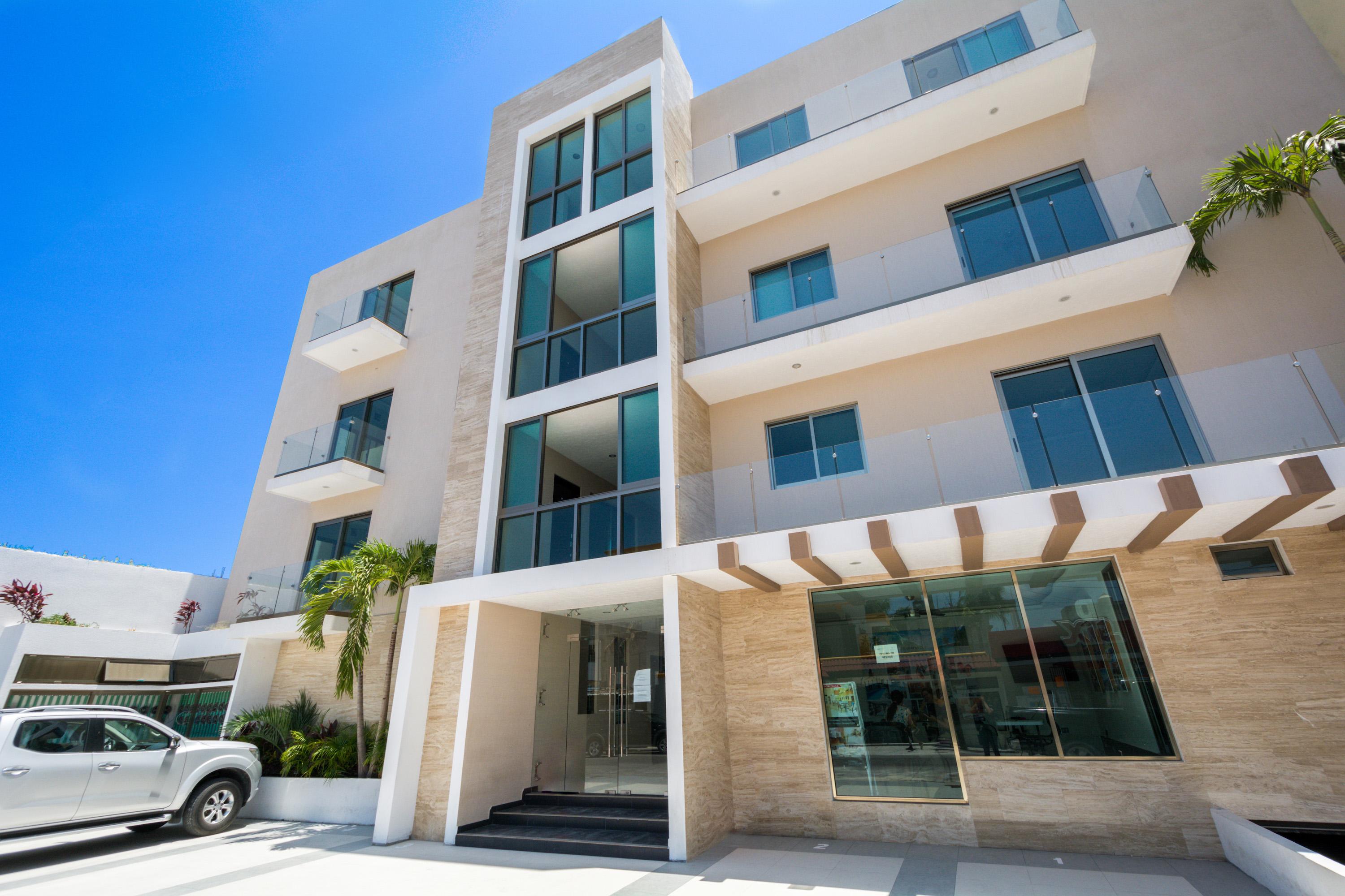 Palmarena Rooms & Residences - Long Stay Comfort With Parking, Sauna, Gym & Pool - Steps From 5Th Avenue بلايا ديل كارمن المظهر الخارجي الصورة