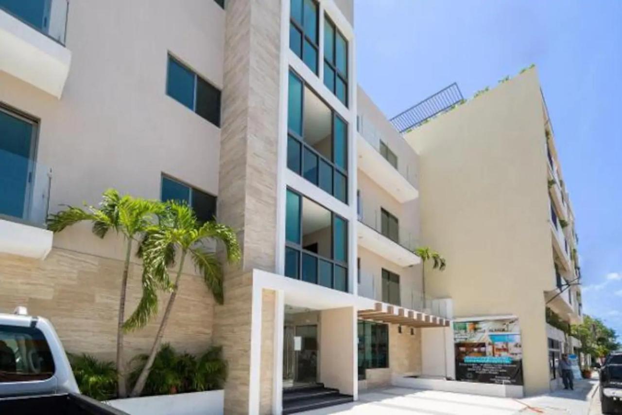 Palmarena Rooms & Residences - Long Stay Comfort With Parking, Sauna, Gym & Pool - Steps From 5Th Avenue بلايا ديل كارمن المظهر الخارجي الصورة