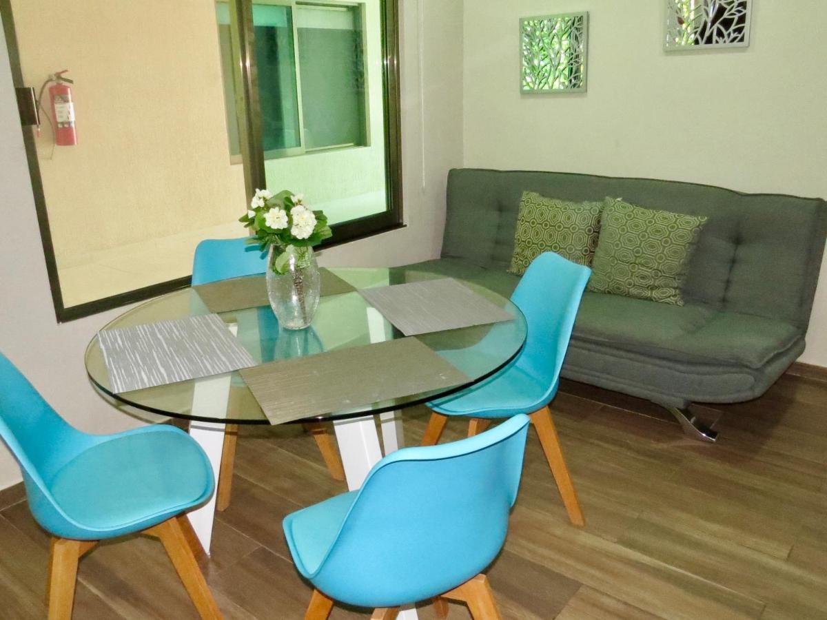 Palmarena Rooms & Residences - Long Stay Comfort With Parking, Sauna, Gym & Pool - Steps From 5Th Avenue بلايا ديل كارمن المظهر الخارجي الصورة
