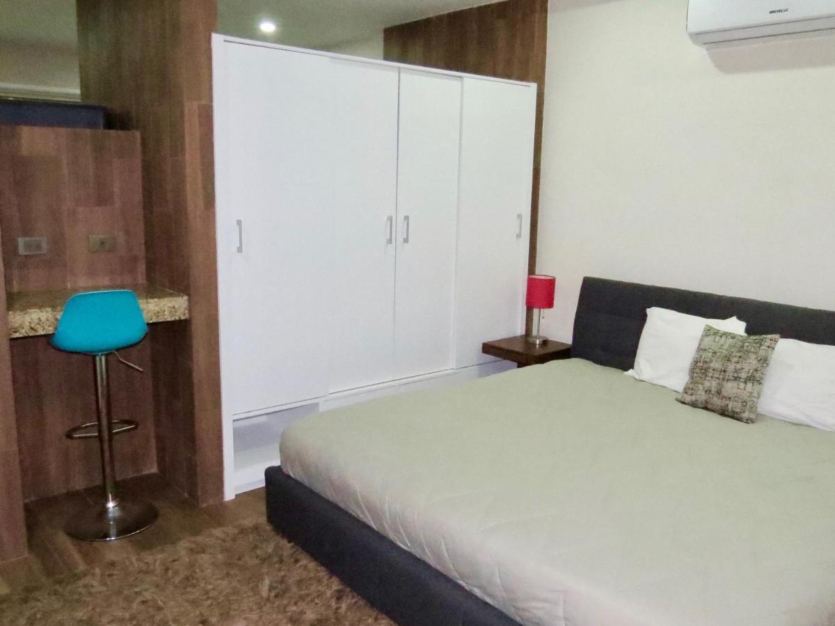 Palmarena Rooms & Residences - Long Stay Comfort With Parking, Sauna, Gym & Pool - Steps From 5Th Avenue بلايا ديل كارمن المظهر الخارجي الصورة